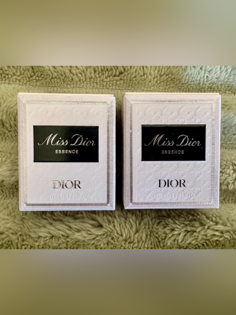 2 Dior Miss Dior Essence Minis